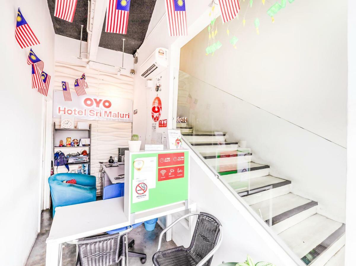 Oyo 220 Hotel Sri Maluri Kuala Lumpur Kültér fotó