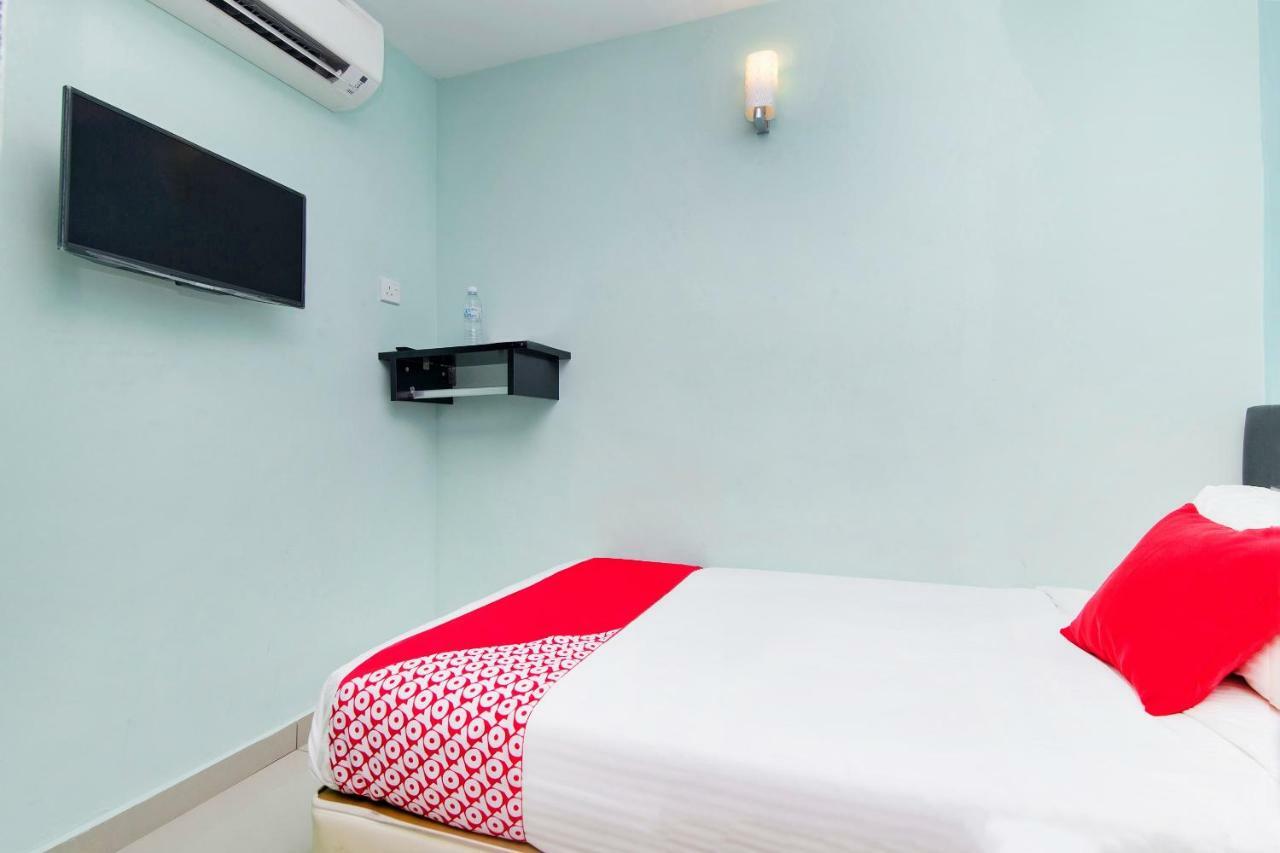 Oyo 220 Hotel Sri Maluri Kuala Lumpur Kültér fotó