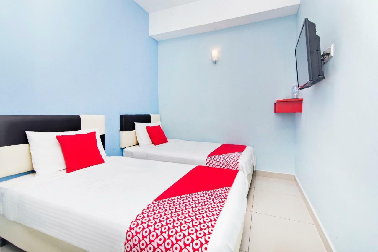 Oyo 220 Hotel Sri Maluri Kuala Lumpur Kültér fotó