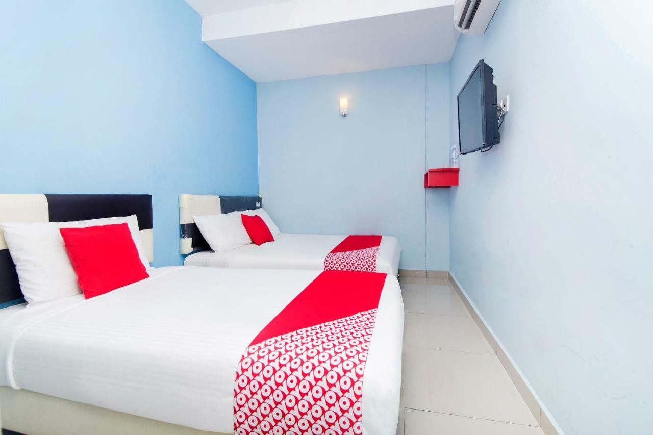 Oyo 220 Hotel Sri Maluri Kuala Lumpur Kültér fotó