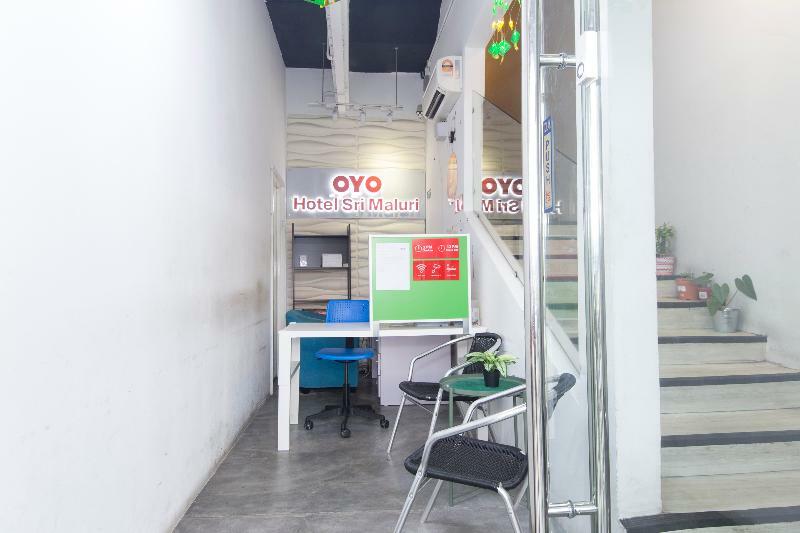 Oyo 220 Hotel Sri Maluri Kuala Lumpur Kültér fotó