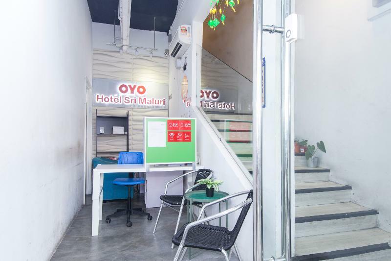 Oyo 220 Hotel Sri Maluri Kuala Lumpur Kültér fotó
